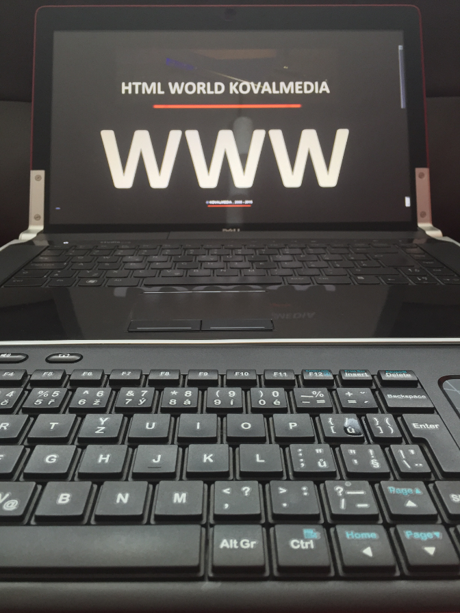 Notebook KOVALMEDIA s nápisom WWW